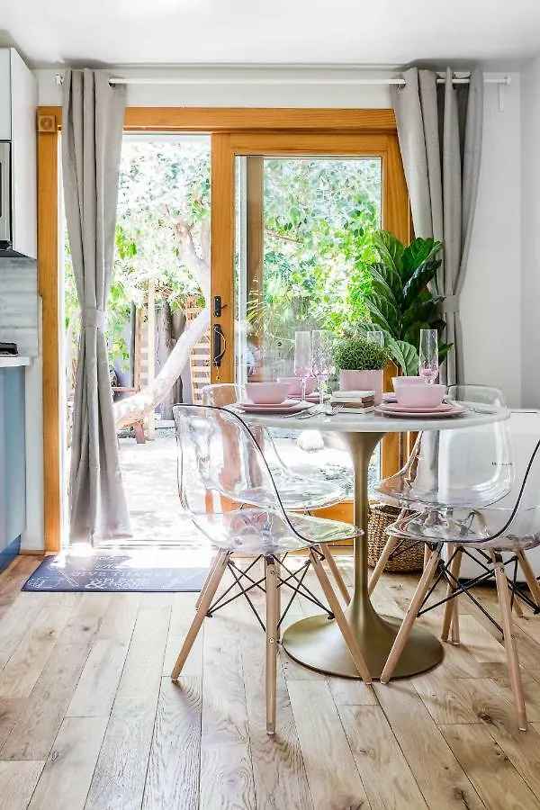 Charming 1-Bedroom Home Near Downtown Culver Los Angeles